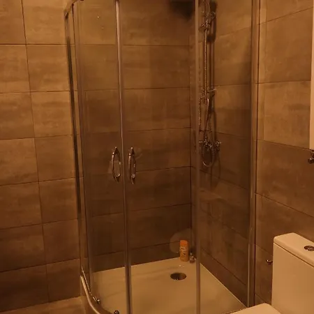 Nadwarcianski 波兹南