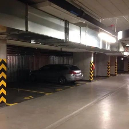 Nadwarcianski דירה *